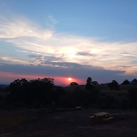 Campground At Sequoia Mountain Farms - Bring Your Own Tent Or Rv - No Bedrooms Or Beds Provided Miramonte Exteriör bild
