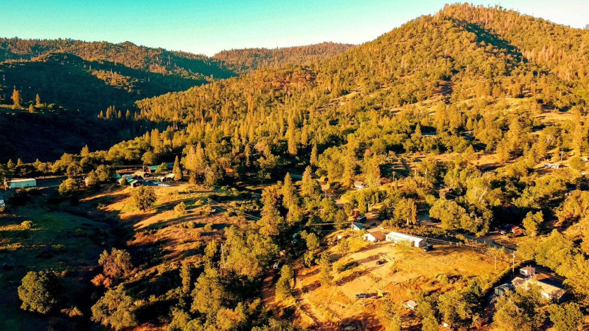 Campground At Sequoia Mountain Farms - Bring Your Own Tent Or Rv - No Bedrooms Or Beds Provided Miramonte Exteriör bild