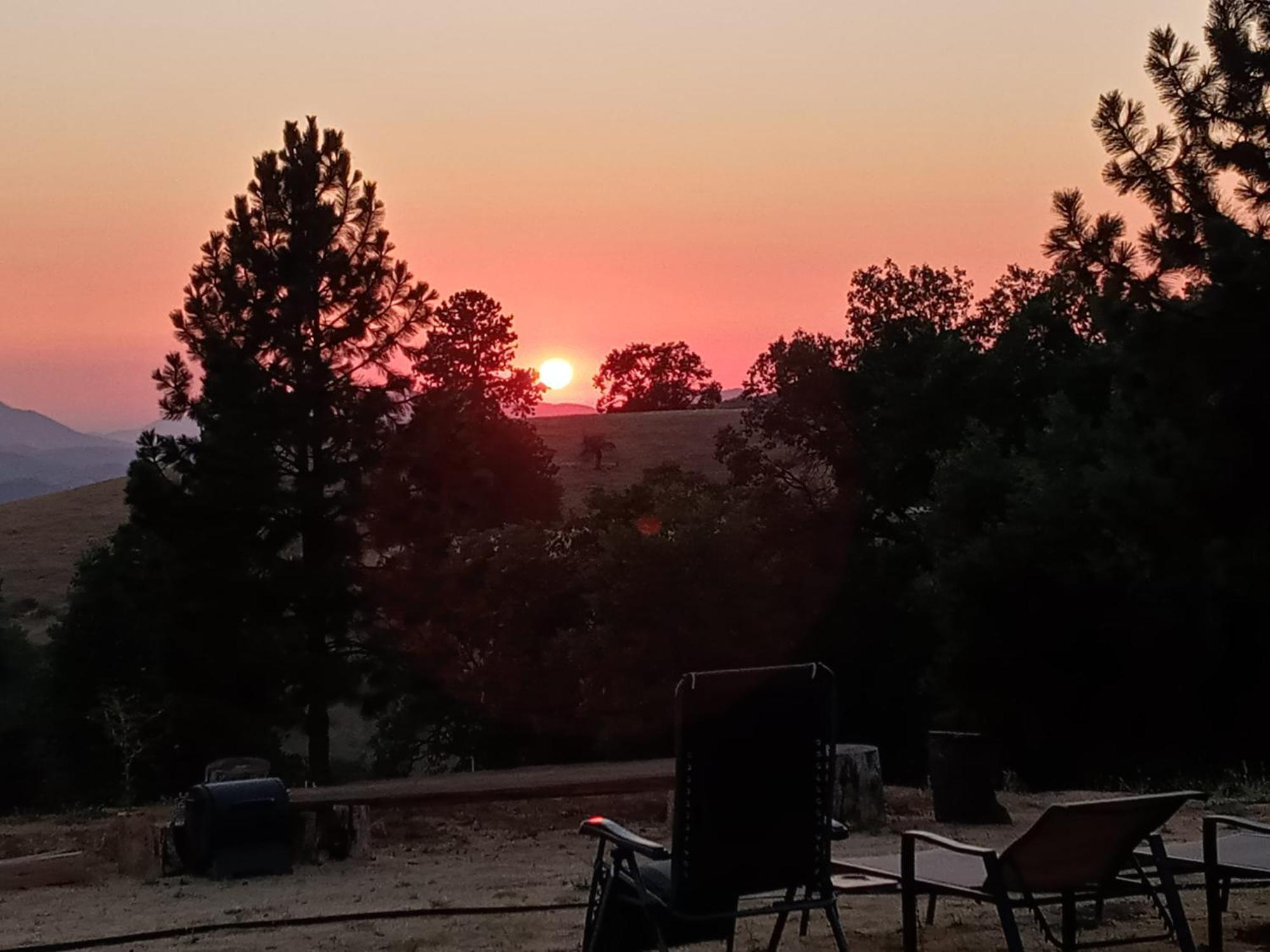 Campground At Sequoia Mountain Farms - Bring Your Own Tent Or Rv - No Bedrooms Or Beds Provided Miramonte Exteriör bild