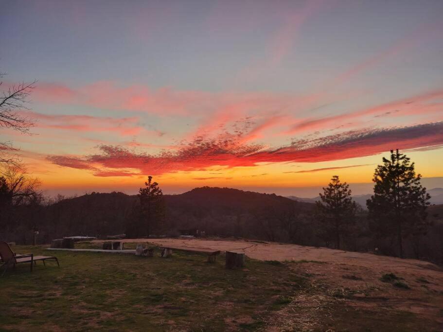 Campground At Sequoia Mountain Farms - Bring Your Own Tent Or Rv - No Bedrooms Or Beds Provided Miramonte Exteriör bild
